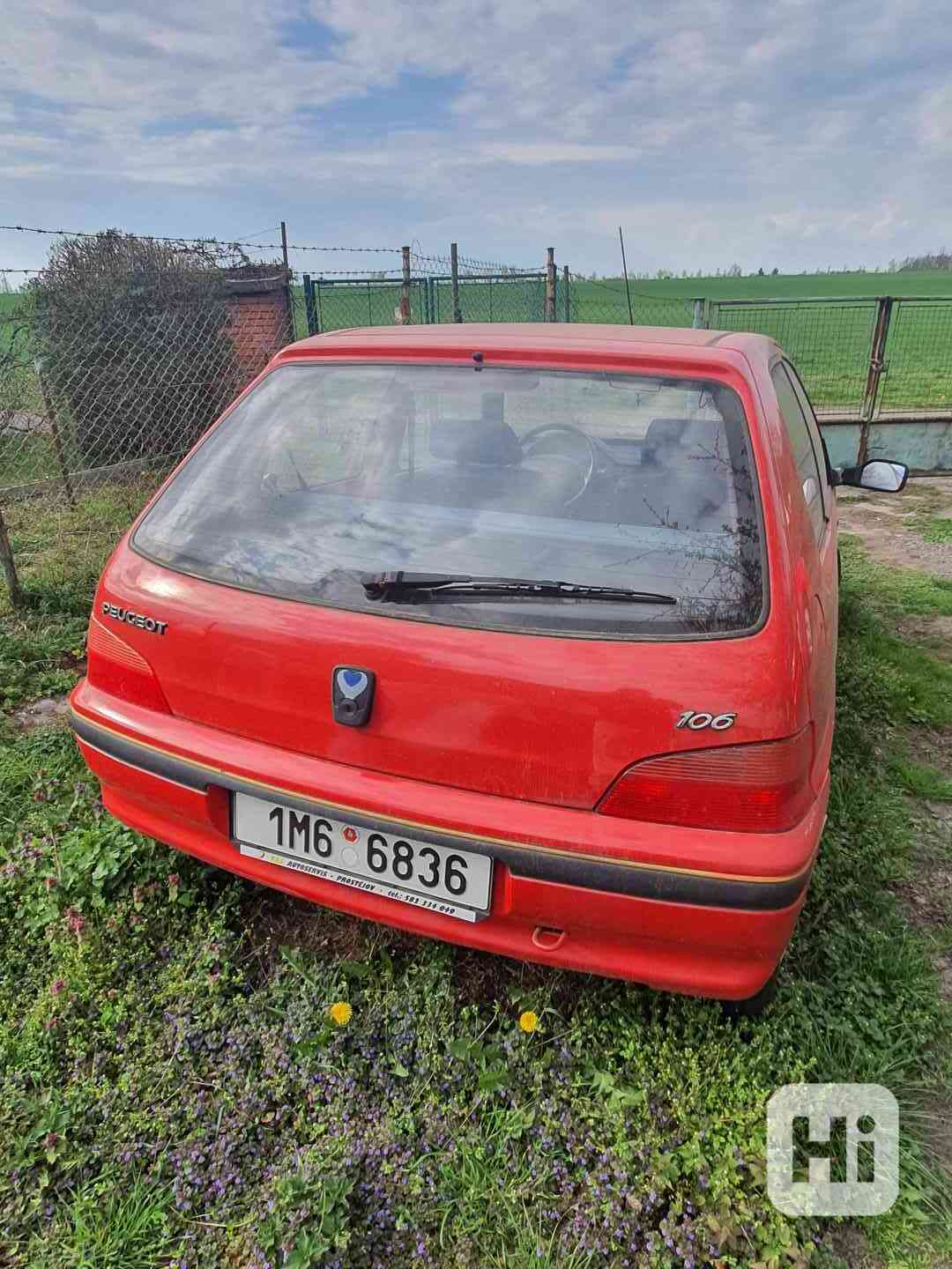 Peugeot 106 - foto 1