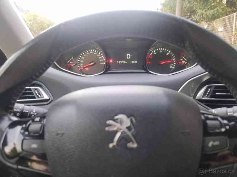 Peugeot 308 1,6   HDi - Prostor. kombi s bohatou - foto 14