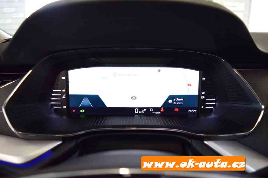 Škoda Octavia 2.0 TDI STYLE PLUS MATRIX DSG 2021-DPH - foto 32