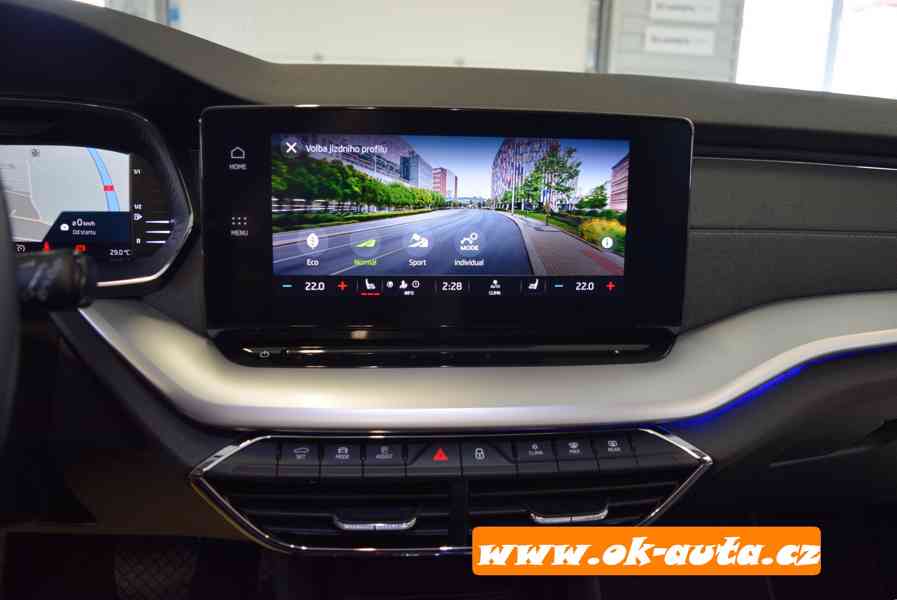 Škoda Octavia 2.0 TDI STYLE PLUS MATRIX DSG 2021-DPH - foto 26