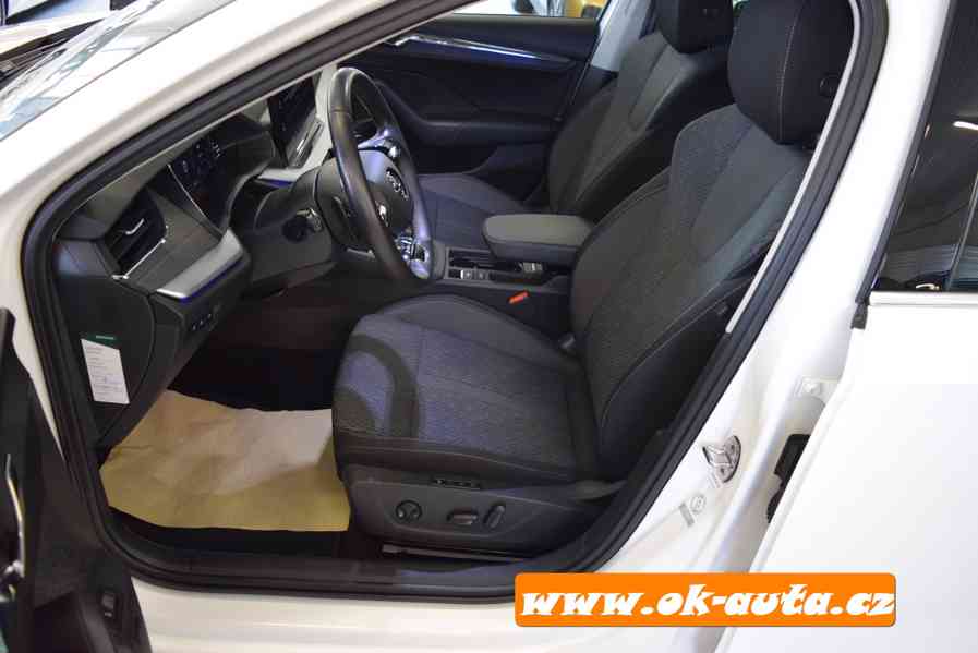 Škoda Octavia 2.0 TDI STYLE PLUS MATRIX DSG 2021-DPH - foto 10