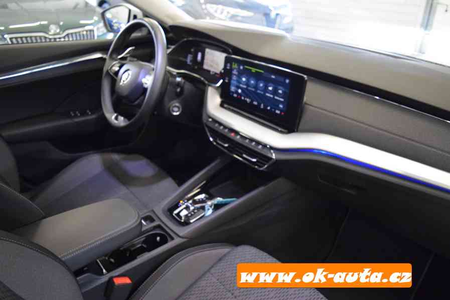Škoda Octavia 2.0 TDI STYLE PLUS MATRIX DSG 2021-DPH - foto 20