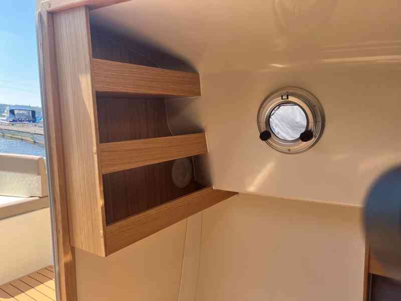 Nová loď Šalupa 750 + Mercury F40 - foto 9