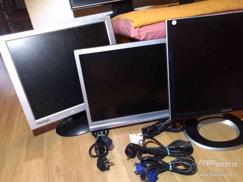 6x LCD monitory - 100 % funkční a levně!!! - foto 3