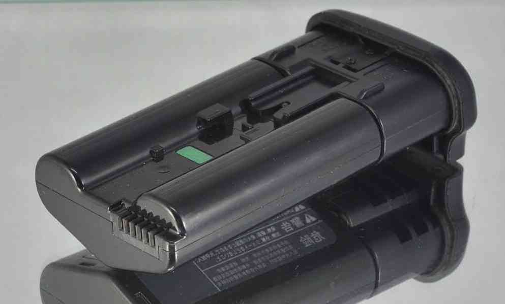 Nikon EN-EL4a  baterie*2500 mAh*D2X, D3X... - foto 5