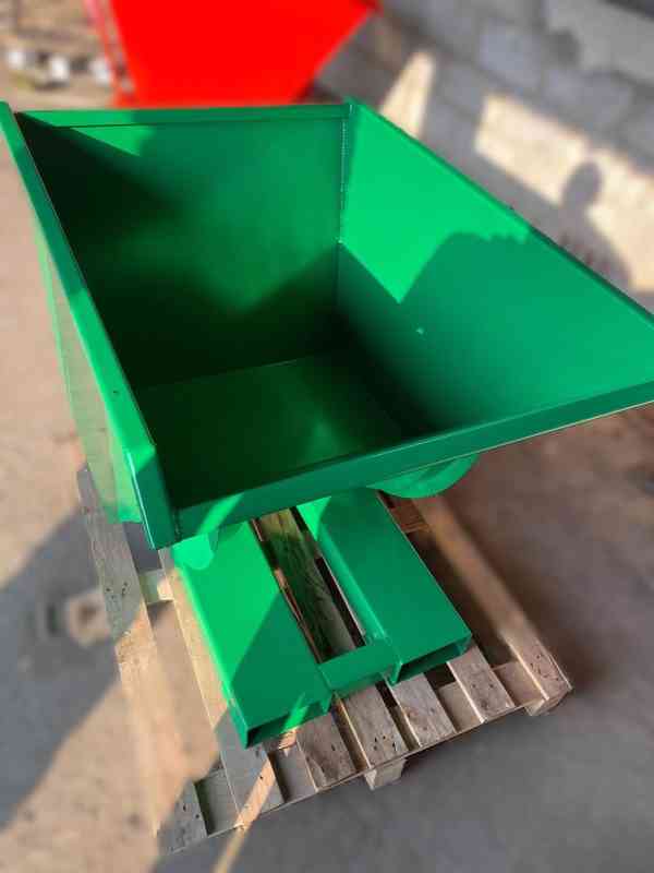 Pojemnik samoopróżniający się 0,5m3, kontener - foto 2