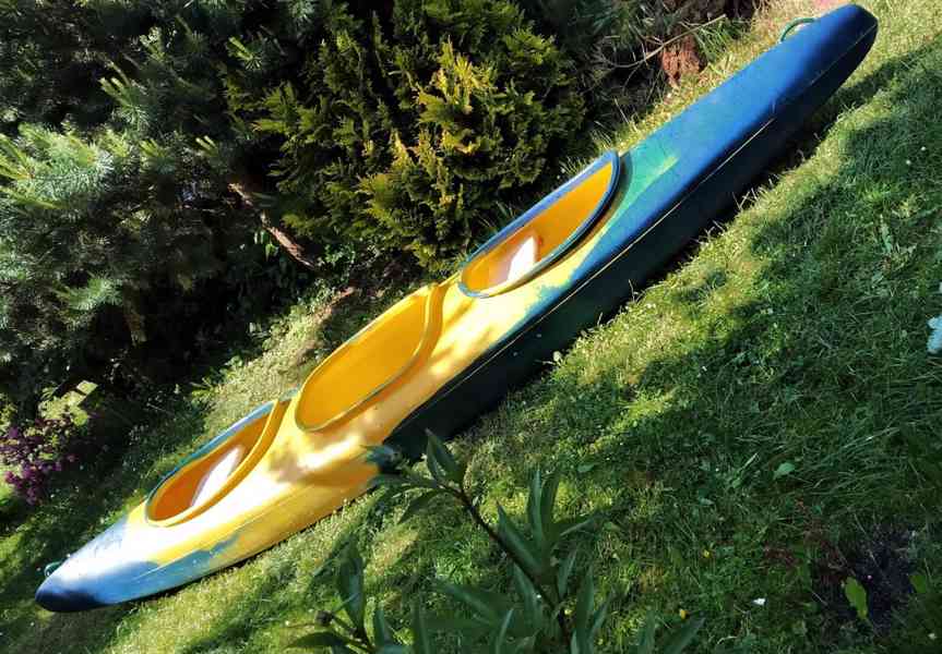 plastová kanoe 3 dírová - foto 5