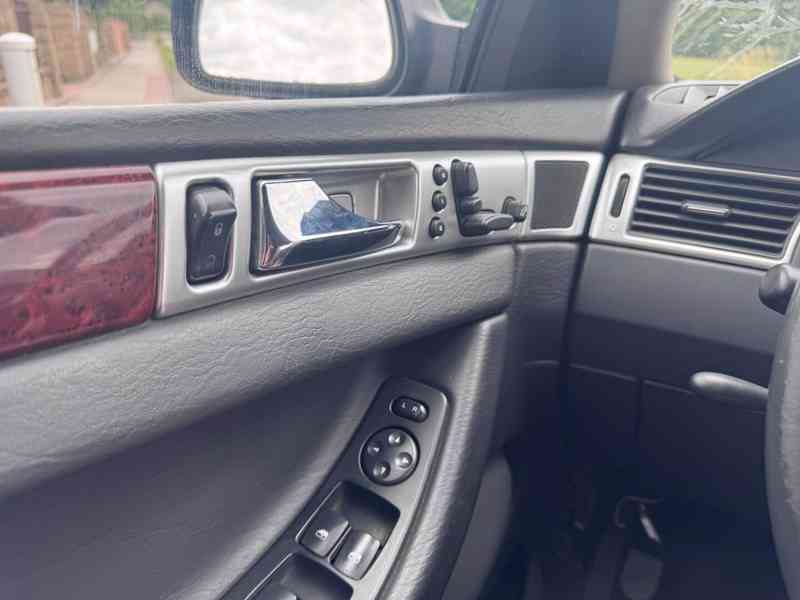 Chrysler Pacifica 3,5V 6 LPG 2003 - foto 19