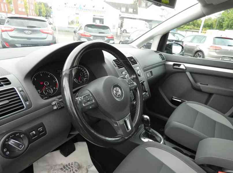 Volkswagen Touran 2,0TDI Life DSG 103kw - foto 8