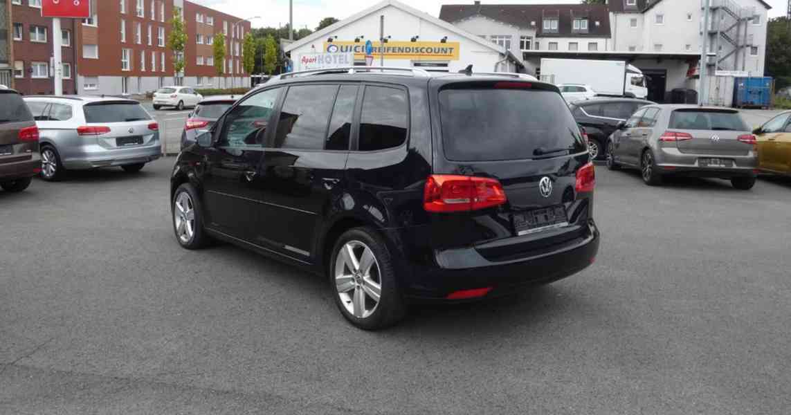 Volkswagen Touran 2,0TDI Life DSG 103kw - foto 6