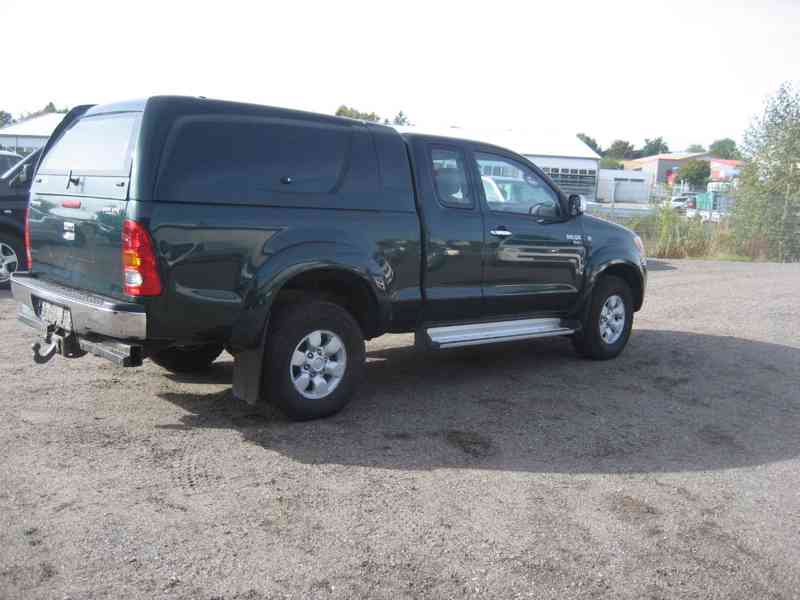 Toyota Hilux 2,5 D4D Extra Cab Sol 4x4 88kw - foto 15