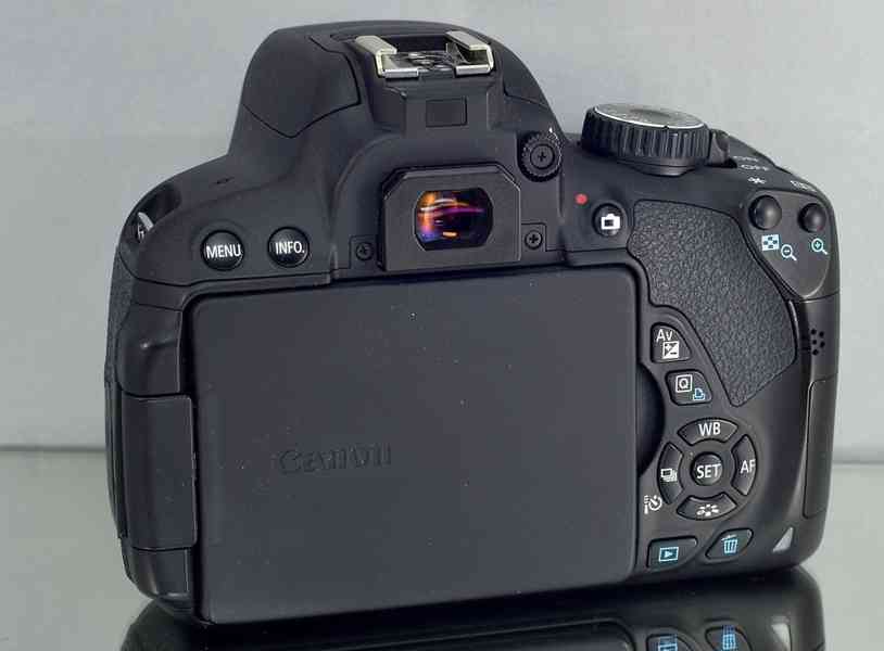 Canon EOS 650D **18 Mpix CMOS*Full HDV 47000 Exp. - foto 4