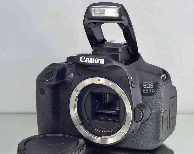 Canon EOS 650D **18 Mpix CMOS*Full HDV 47000 Exp. - foto 2
