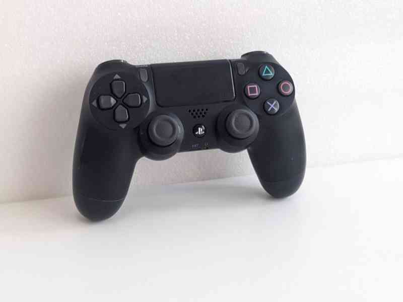 Ovladač Sony Dualshock 4 - foto 2