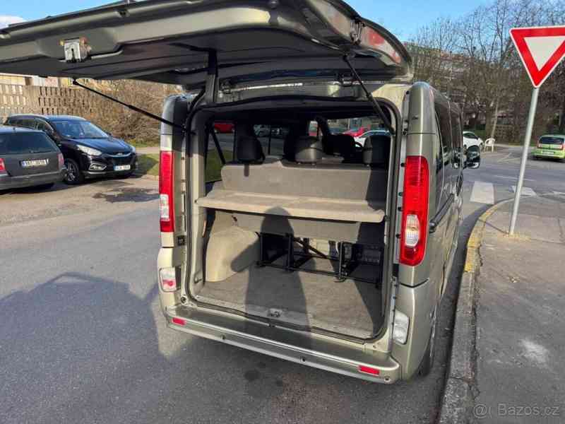 Renault Trafic 2,0 - foto 10