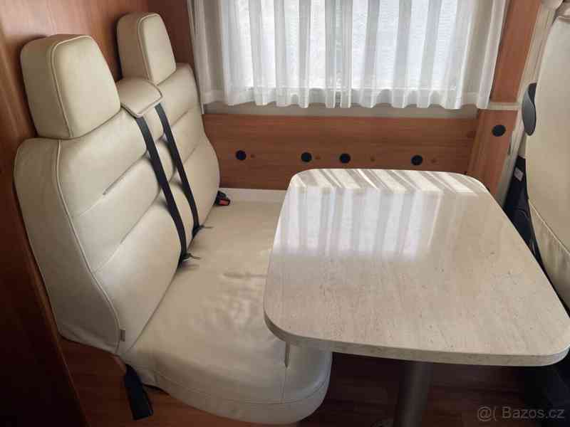 Hymer obytný vůz	 - foto 8