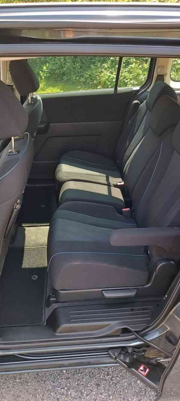 Mazda 5 2,0 - foto 10