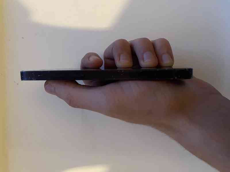 iPhone 12 mini 64 GB - Zachovalý stav - foto 3