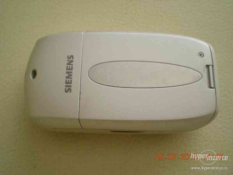 Siemens SL55 z r.2003 - plně funkční kolibří mobilní telefon - foto 25