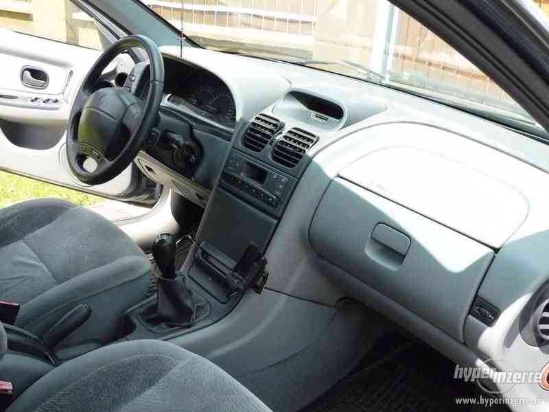 Prodám Renault Laguna Combi - foto 8