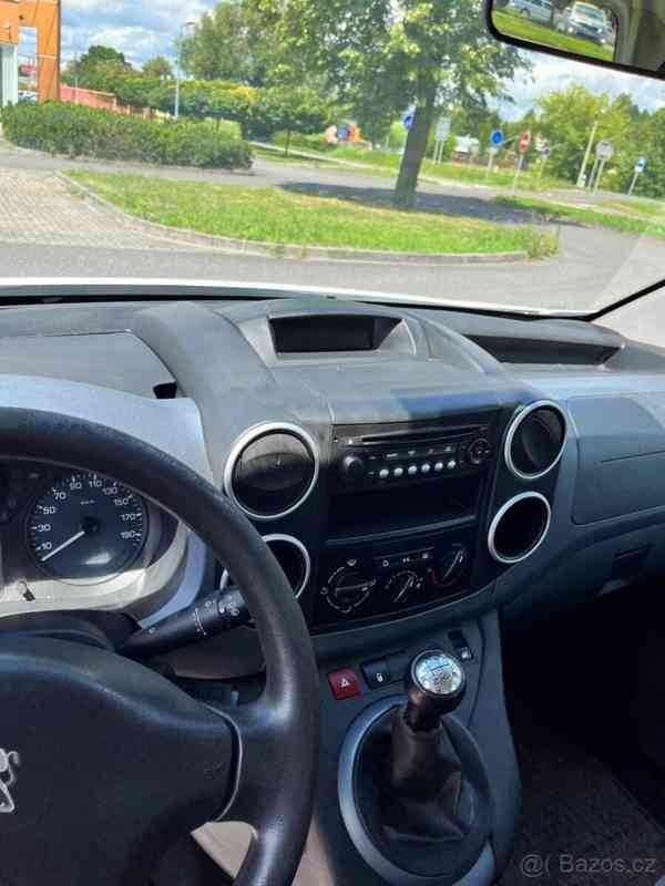 Peugeot Partner 1,6   TEPEE benzín - foto 7