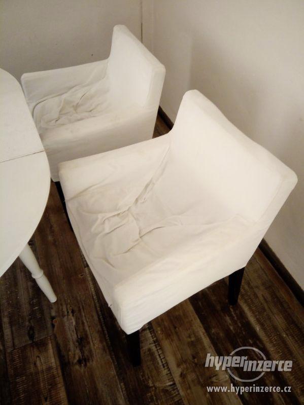 ZA ODVOZ - stůl, 4 židle - foto 3