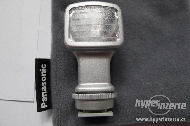 Přídavná Lampa Panasonic - Video DC Light VW-LDH3 . - foto 5