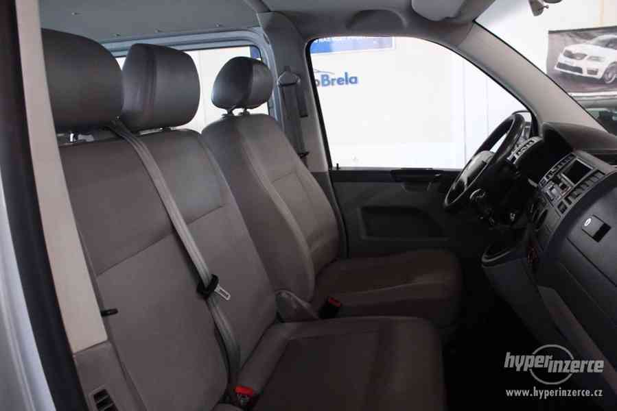 VW T5 1.9 TDI Klima 9 Míst - foto 29