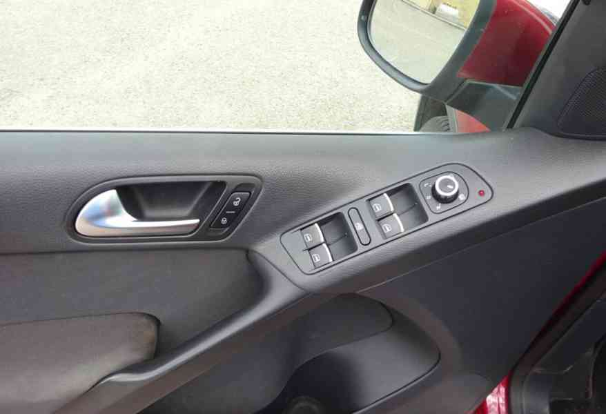 VW Tiguan 2.0 TDI r.v.2011 (103 kw) Komletní servis - foto 6