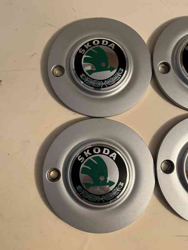 Pokličky šesticípích elektronů FELICIA - foto 3