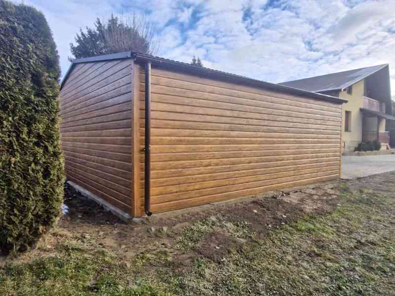 Plechova garáž 6x6,5m - výklopná vrata - světlý ořech TS932 - foto 4