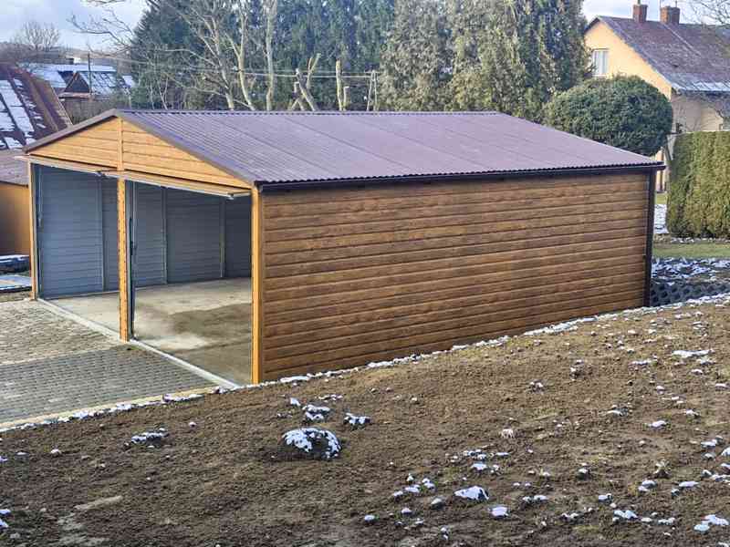 Plechova garáž 6x6,5m - výklopná vrata - světlý ořech TS932 - foto 2