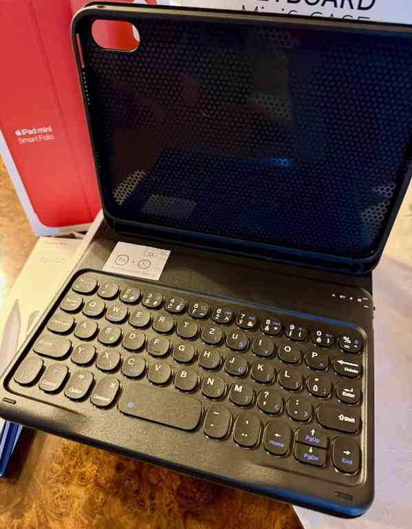 Apple iPad mini 256GB Cellular, obal, stylus, klávesnice - foto 11