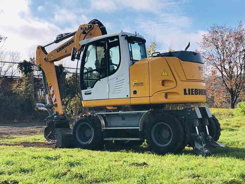 Kolové rypadlo Liebherr A910 (Možnost leasingu) - foto 3