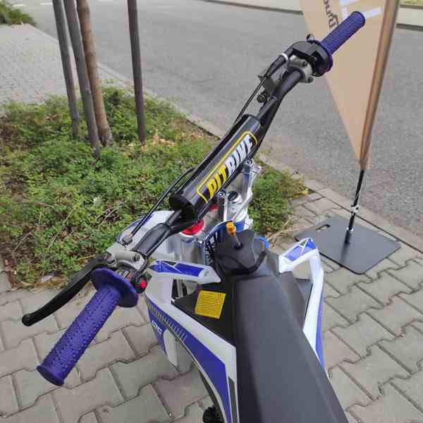 Shark 125ccm modrý - foto 2