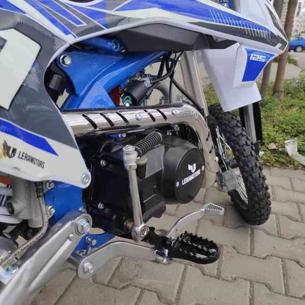 Shark 125ccm modrý - foto 6