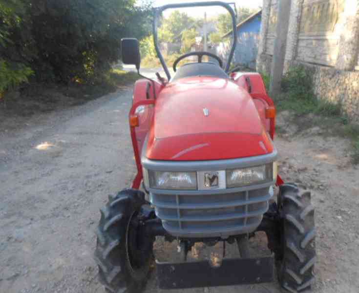 Japonský traktor Yanmar AF22 s řezačkou - foto 4