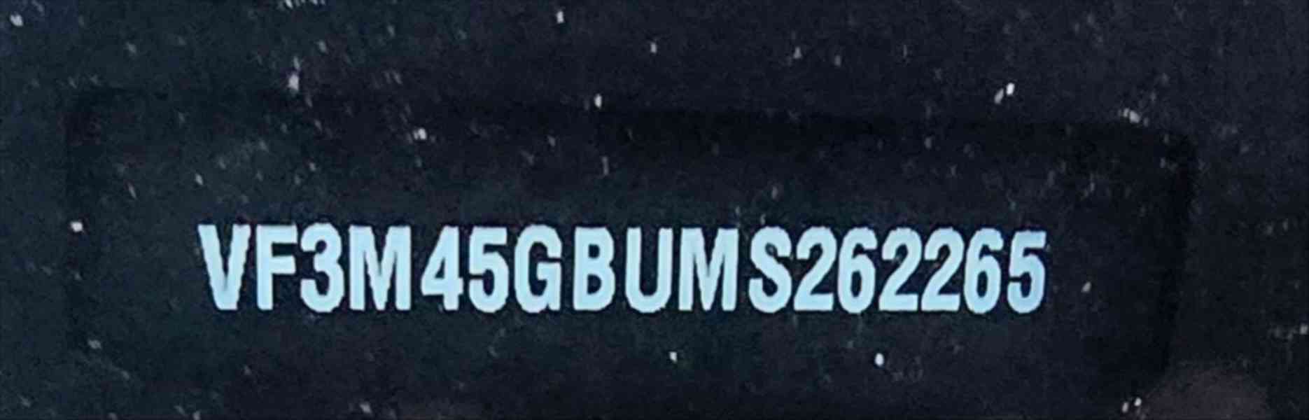 Peugeot 3008 1,6   pro hybrid 4 - foto 4