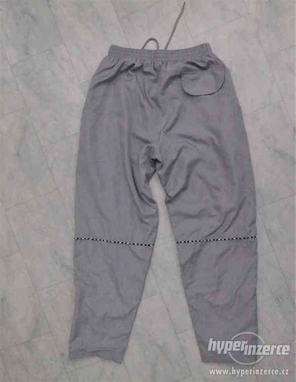 chlapecké šusťákové kalhoty - foto 2