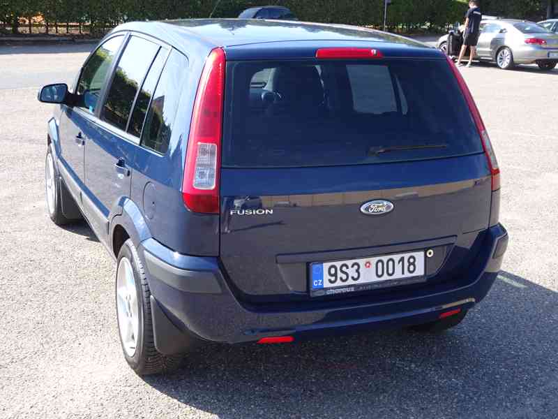 Ford Fusion 1.4i r.v.2009 59KW Koupeno v ČR - foto 4