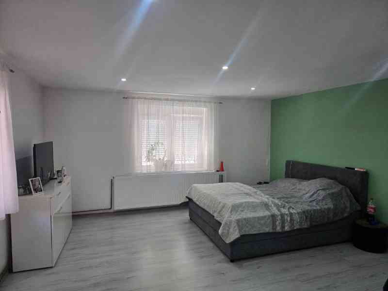 🏡Kompletně zrekonstruovaný rodinný dům v turistické oblasti - foto 2