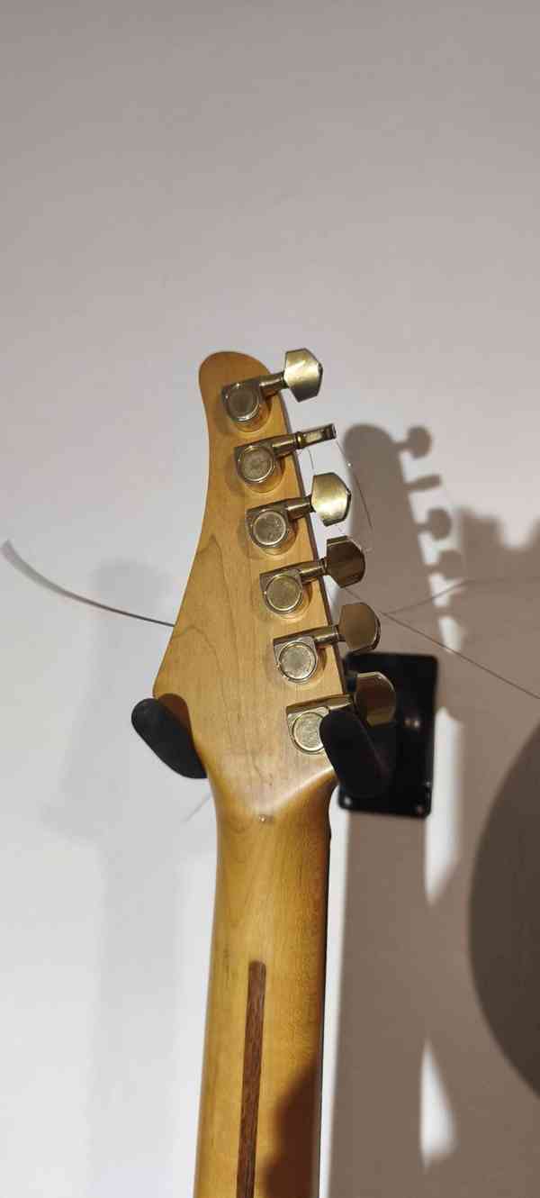 Kytary a komba  - foto 6