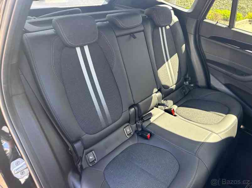 BMW X1 1,5   xDrive25e M Sport – top stav - foto 4
