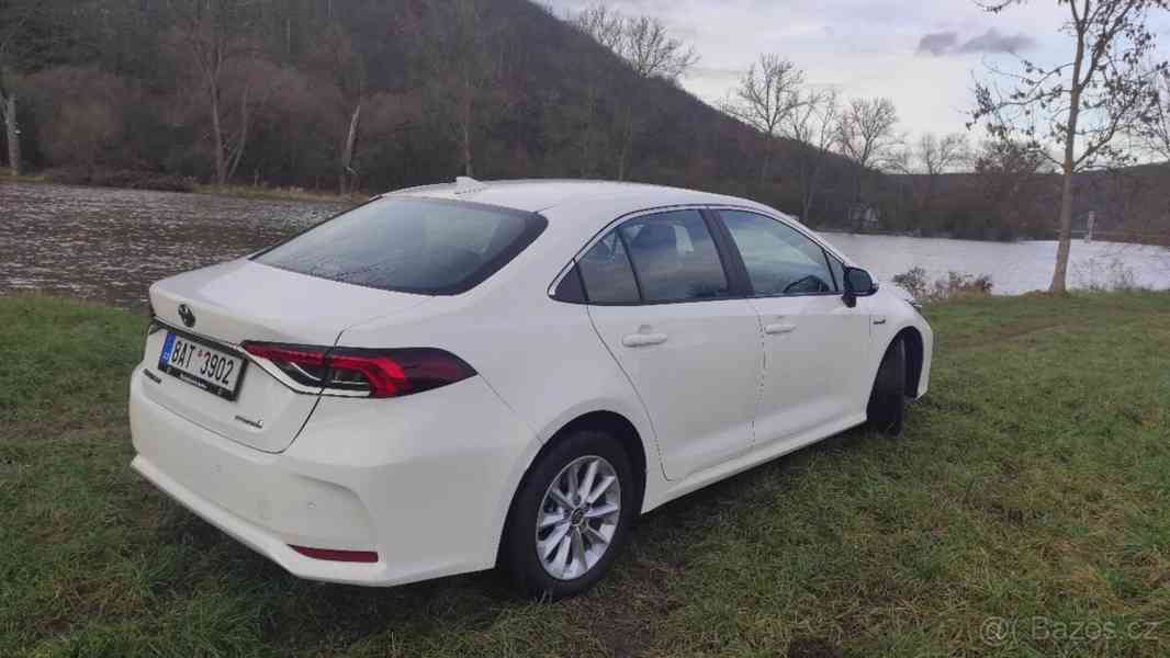 Toyota Corolla 1.8hybrid - foto 3