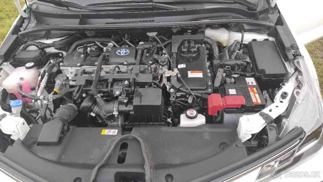 Toyota Corolla 1.8hybrid - foto 8