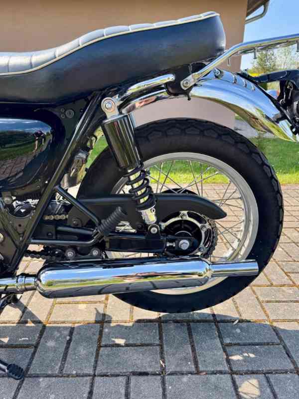 Kawasaki W 650 - foto 10