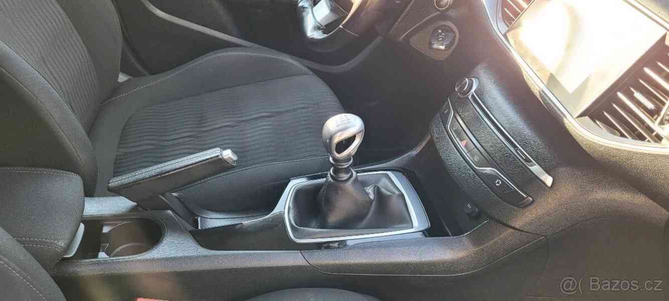 Peugeot 308 1,6   blue HDi, r.v. 2015 - foto 12