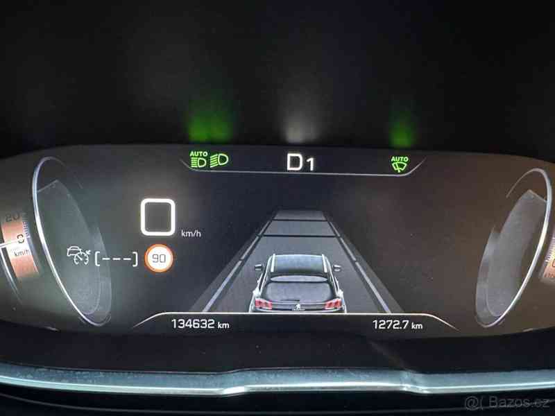 Peugeot 5008 2,0   HDi 130 kW, r.v. 2018 - foto 15