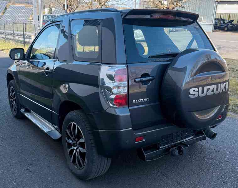 Suzuki Grand Vitara 2,4i 4x4 benzín 122kw - foto 5