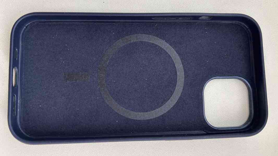 nový kryt kožený na Iphone14 s MagSafe - foto 3